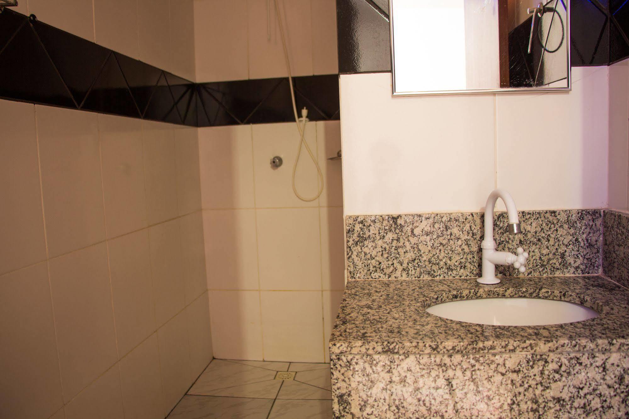 Pousada Dubai Cuiabá Kültér fotó
